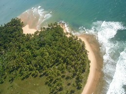 Nirvana Beach Hotel Bahia