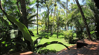 Nirvana Beach Hotel Bahia