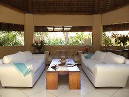 Nirvana Beach Hotel Bahia