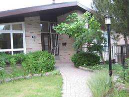 Elevate Rooms Parkside Retreat B&B