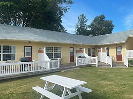The Cavendish Motel