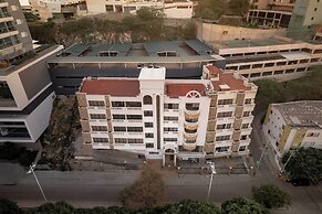 Aparta Hotel Roca Marina