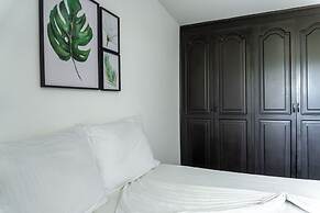 Aparta Hotel Roca Marina