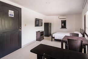 Aparta Hotel Roca Marina