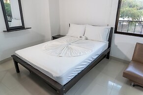 Aparta Hotel Roca Marina