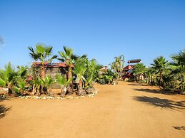 Casitas El Salitral by Rotamundos