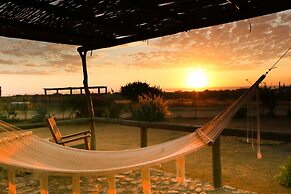 Casitas El Salitral by Rotamundos