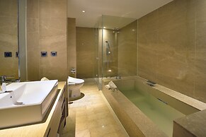 Chihpen Century Hotel