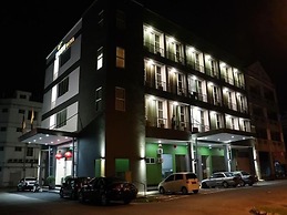 Nova Kuching Hotel