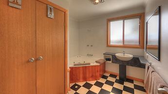 Highland Cabins and Cottages