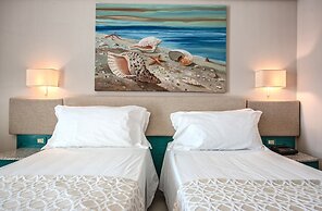 Hotel Acacia Marina