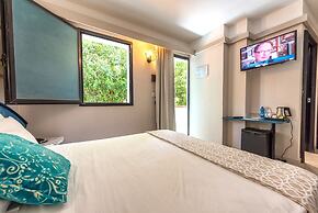 Hotel Acacia Marina