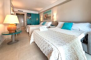 Hotel Acacia Marina