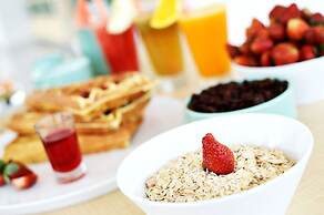 HARRIS Hotel & Conventions Denpasar Bali