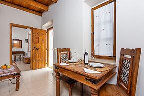 Petronikolis Traditional House