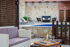 Petronikolis Traditional House