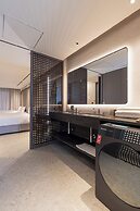 Green Hotel