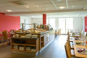 Brit Hotel Reims Croix Blandin