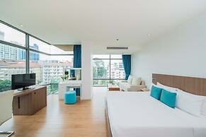 Seven Zea Chic Hotel