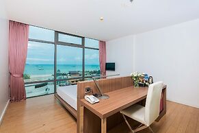 Seven Zea Chic Hotel