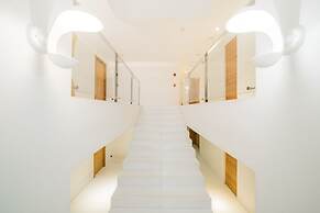 Seven Zea Chic Hotel