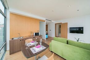 Seven Zea Chic Hotel