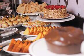 Vida Plaza Hotel