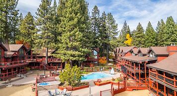 Edgelake Beach Club by Coolvacay