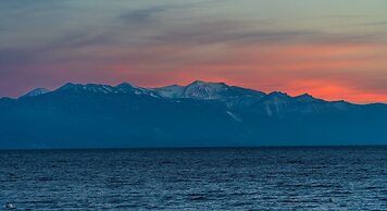 Edgelake Beach Club by Coolvacay