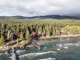 Edgelake Beach Club by Coolvacay