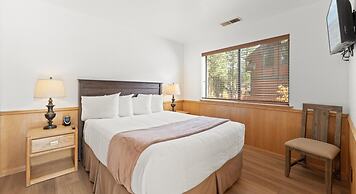 Edgelake Beach Club by Coolvacay