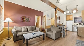 Edgelake Beach Club by Coolvacay