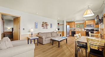 Edgelake Beach Club by Coolvacay