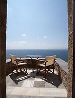 Malvasia Traditional Hotel