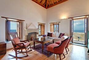 Malvasia Traditional Hotel