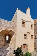 Malvasia Traditional Hotel