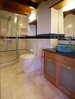 Malvasia Traditional Hotel