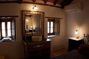 Malvasia Traditional Hotel