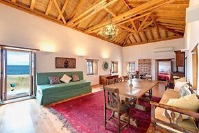 Malvasia Traditional Hotel