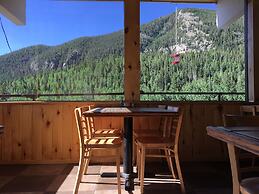 Monarch Mountain Lodge