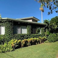 Montville Holiday Apartments