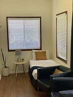 Montville Holiday Apartments