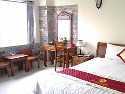 Hoang Yen Canary Hotel