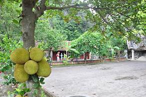 Vietnamese Ancient Village Hotel
