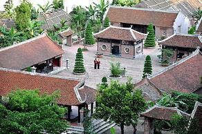 Vietnamese Ancient Village Hotel