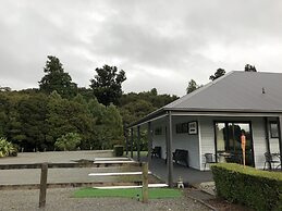 Lake Brunner Longhouse