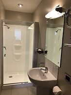 Lake Brunner Longhouse