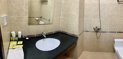 Hung Long Harbour Hotel