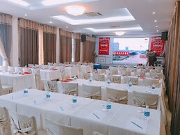 Hung Long Harbour Hotel