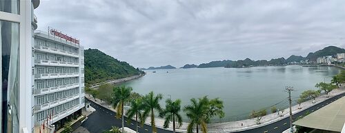 Hung Long Harbour Hotel